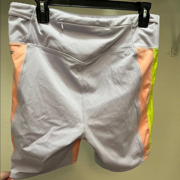 COPY - Fabletics Motion 360 Biker Shorts - Picture 3 of 7